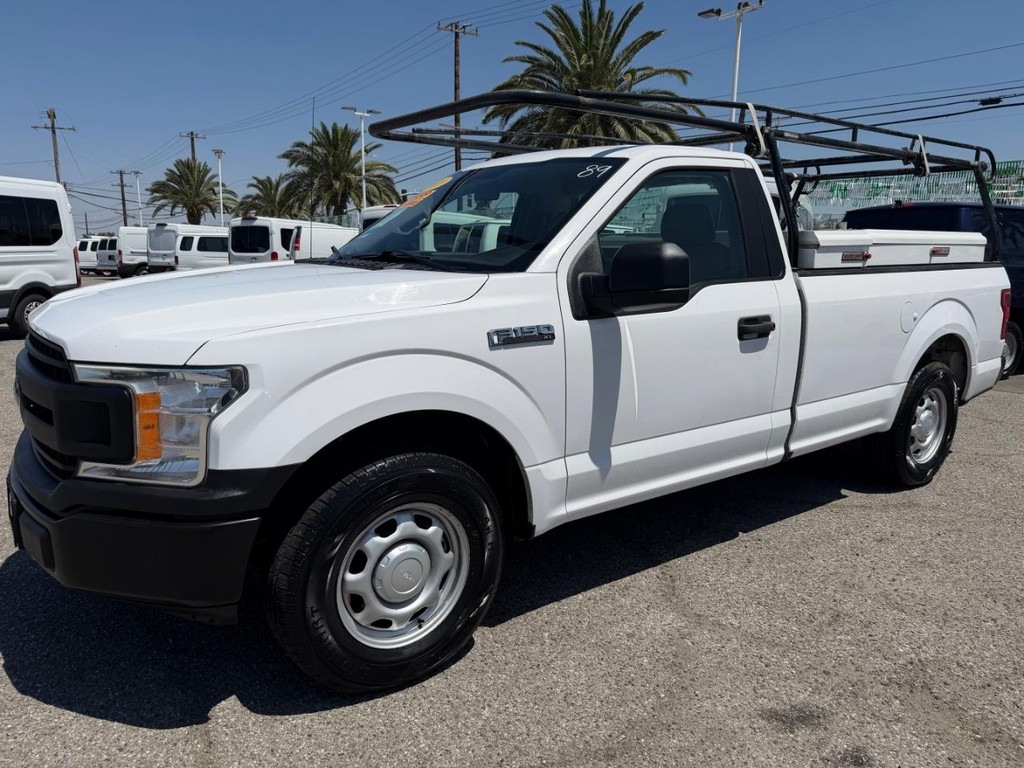 Ford F-150 Vehicle Full-screen Gallery Image 12