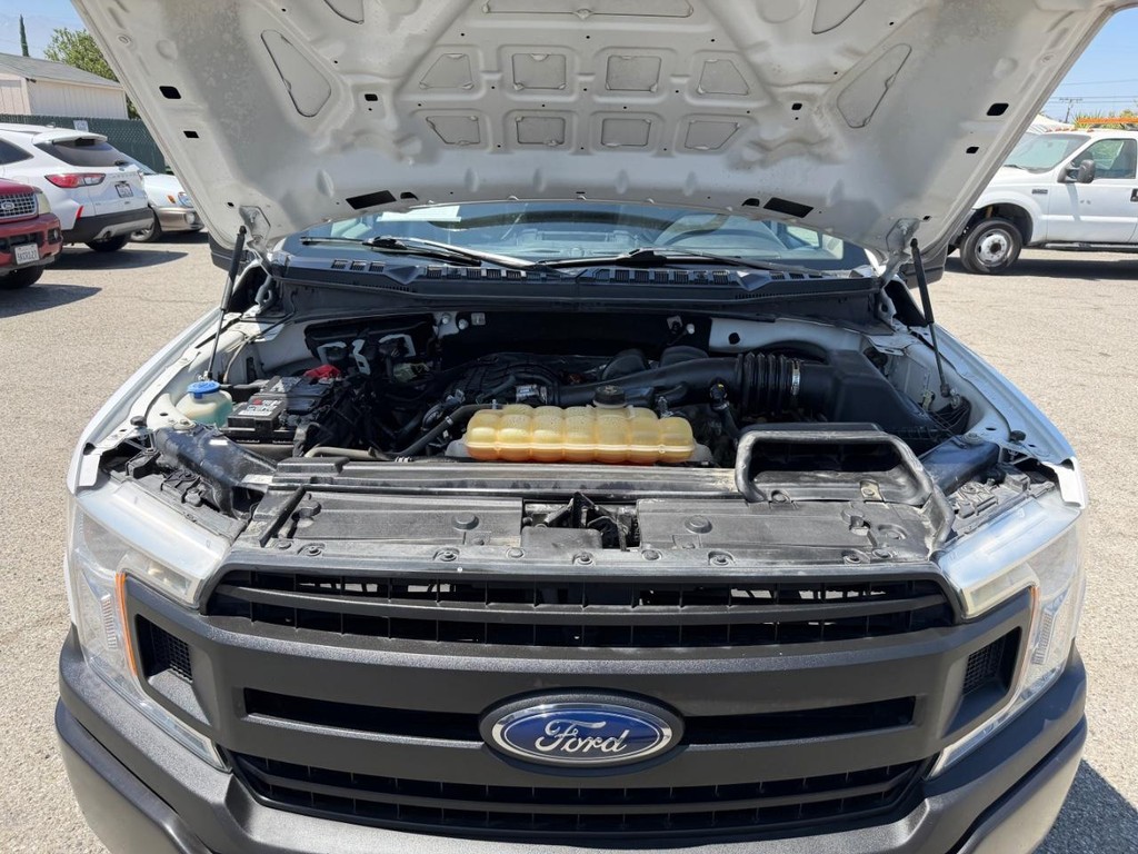 Ford F-150 Vehicle Full-screen Gallery Image 37