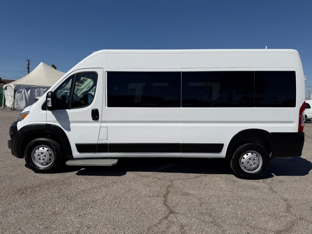 Ram ProMaster Vehicle Full-screen Gallery Image 11