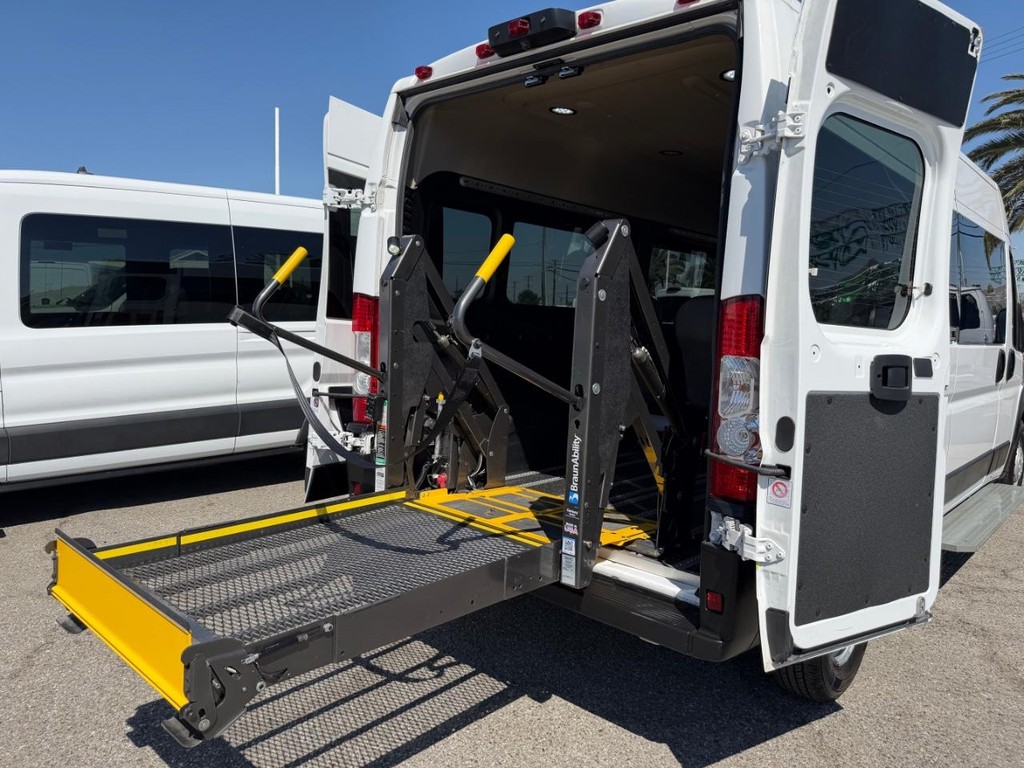 Ram ProMaster Vehicle Full-screen Gallery Image 23