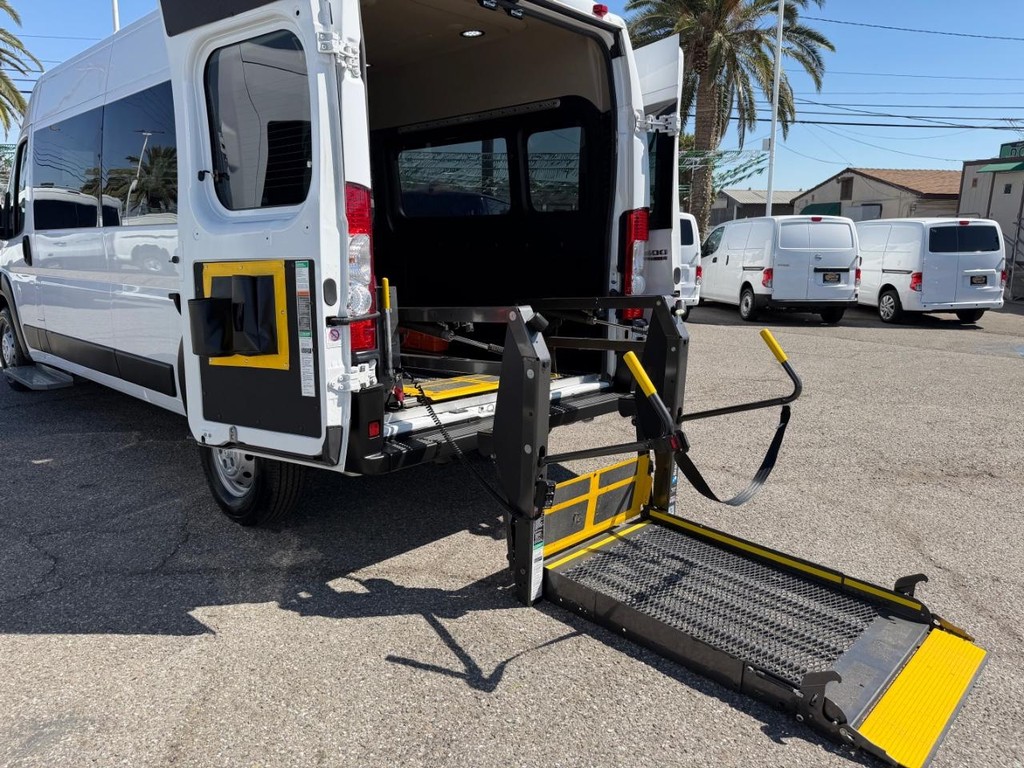 Ram ProMaster Vehicle Full-screen Gallery Image 24