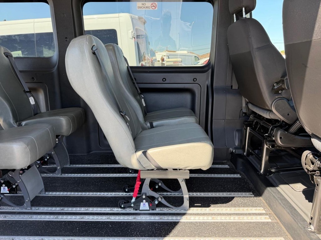 Ram ProMaster Vehicle Full-screen Gallery Image 40