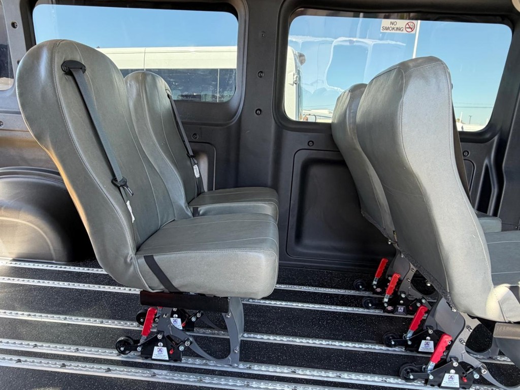 Ram ProMaster Vehicle Full-screen Gallery Image 41