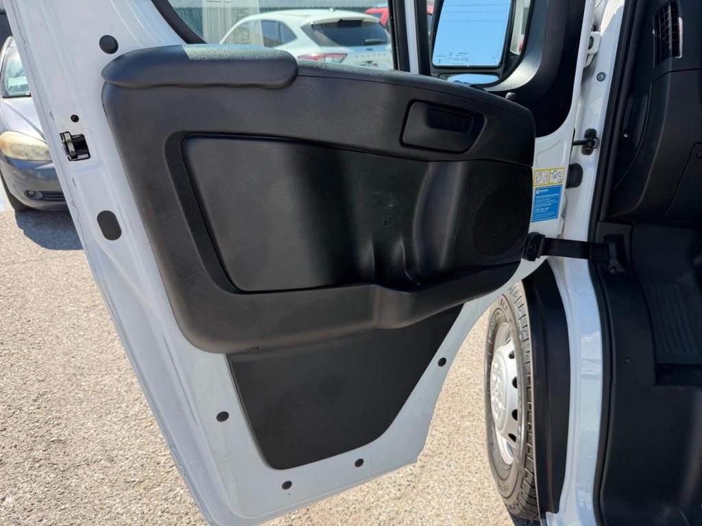 Ram ProMaster Vehicle Full-screen Gallery Image 45