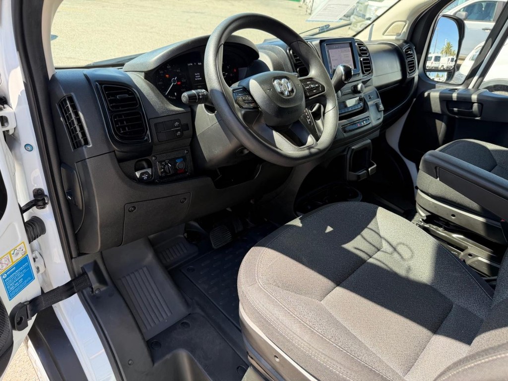 Ram ProMaster Vehicle Full-screen Gallery Image 46