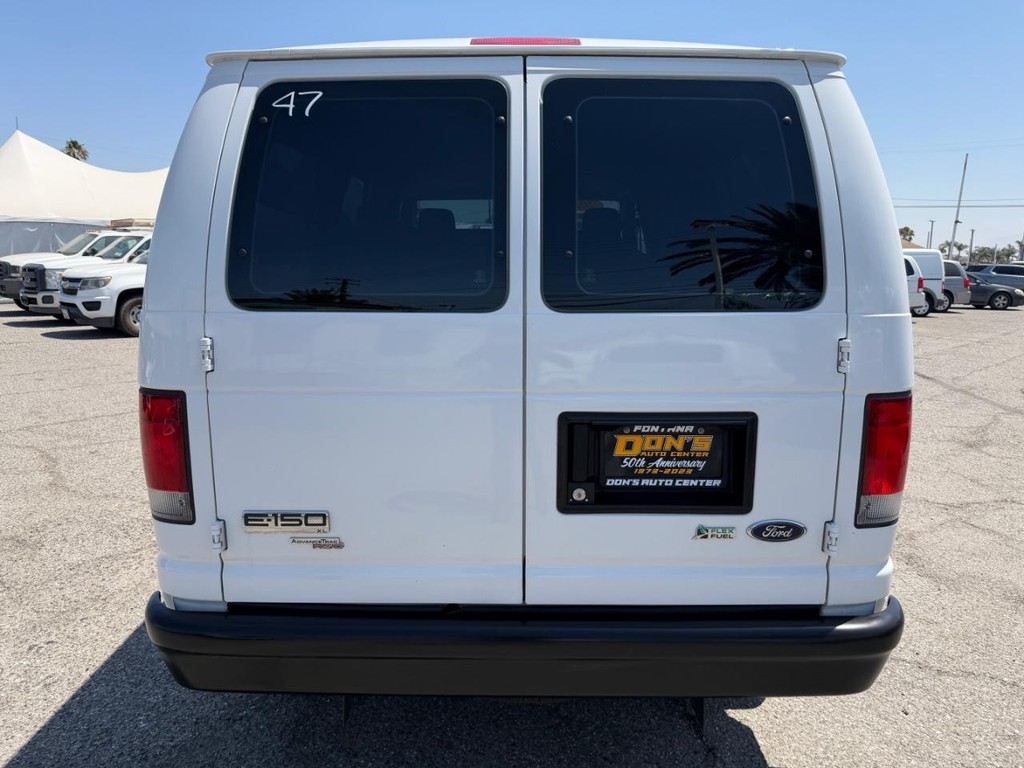Ford E-150 8 Passenger Van Vehicle Full-screen Gallery Image 08
