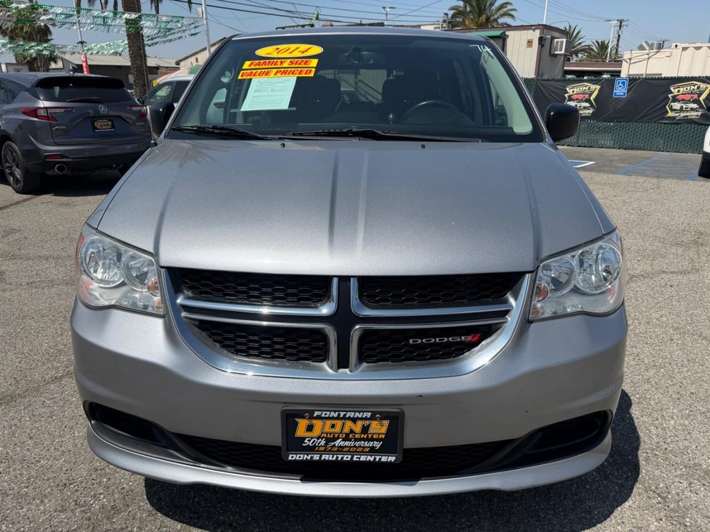 Dodge Grand Caravan Vehicle Full-screen Gallery Image 14