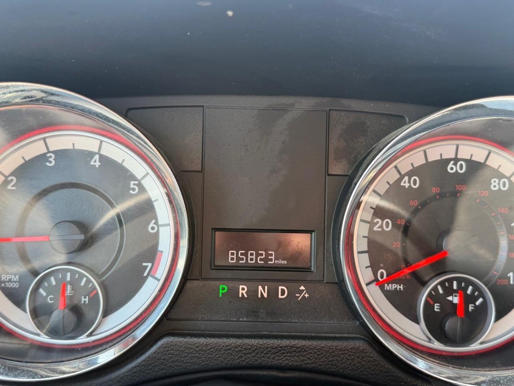 Dodge Grand Caravan Vehicle Full-screen Gallery Image 30