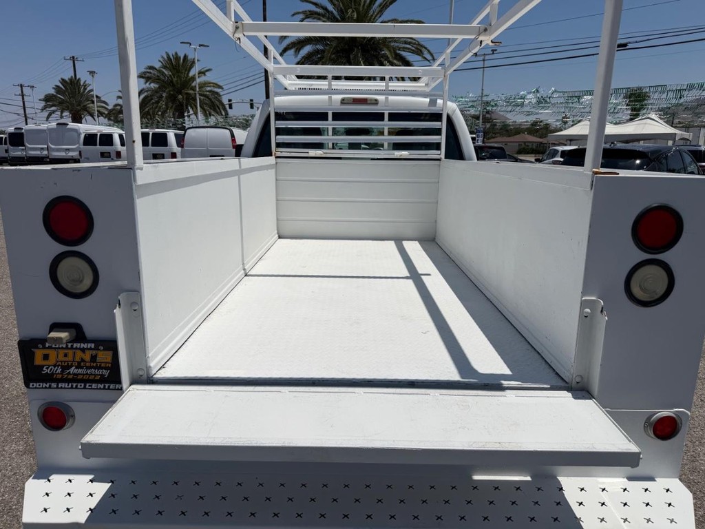 Ford F-250 Vehicle Full-screen Gallery Image 18