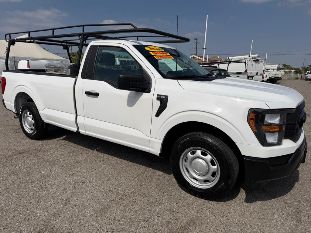 Ford F-150 Vehicle Full-screen Gallery Image 03