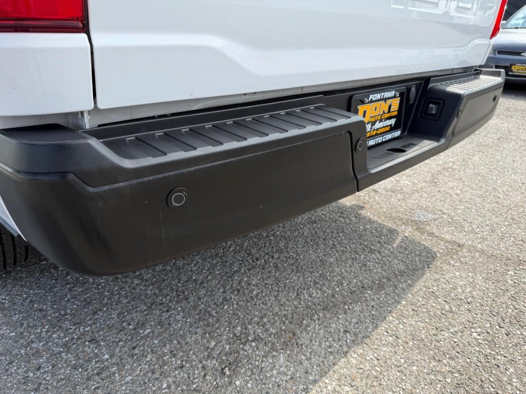 Ford F-150 Vehicle Full-screen Gallery Image 33