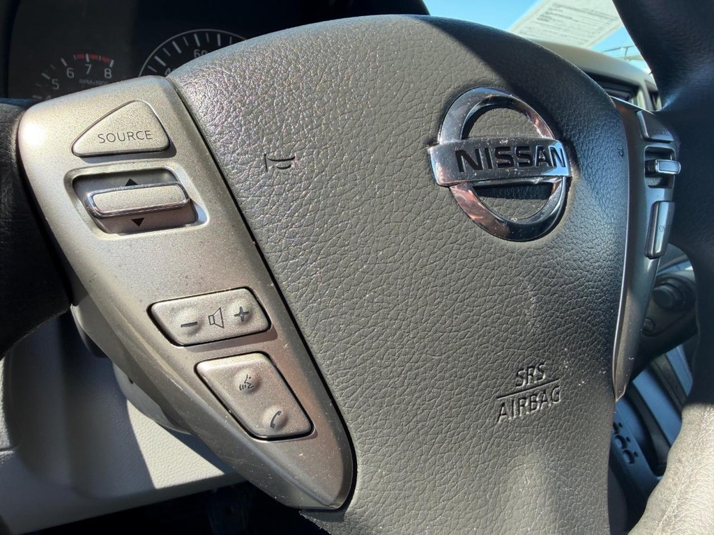 Nissan NV200 Vehicle Full-screen Gallery Image 37