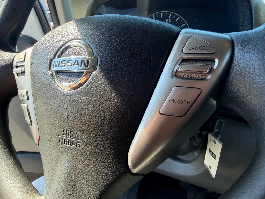 Nissan NV200 Vehicle Full-screen Gallery Image 38