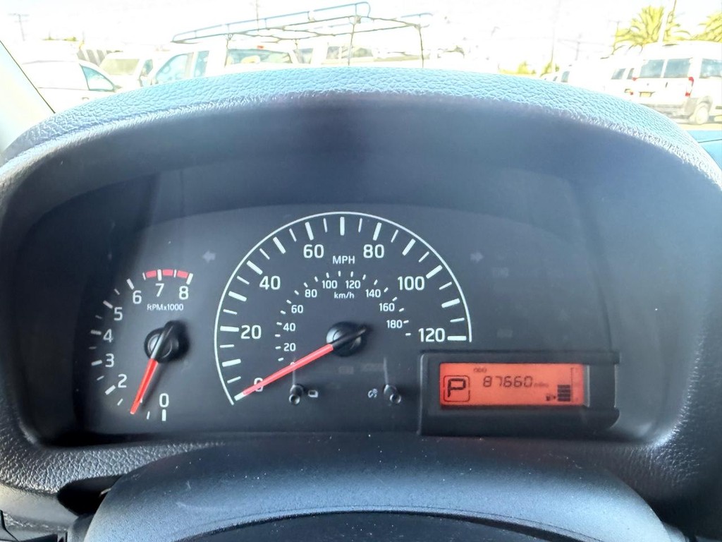 Nissan NV200 Vehicle Full-screen Gallery Image 39