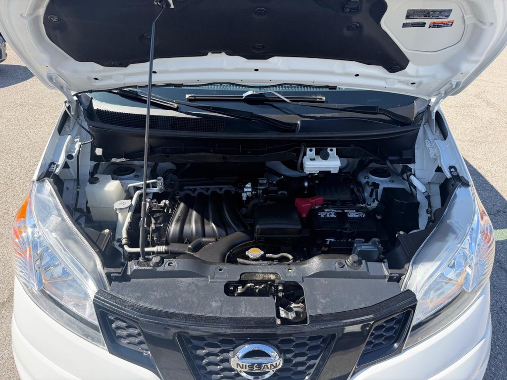 Nissan NV200 Vehicle Full-screen Gallery Image 42