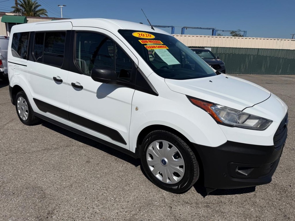 Ford Transit Connect Vehicle Full-screen Gallery Image 03