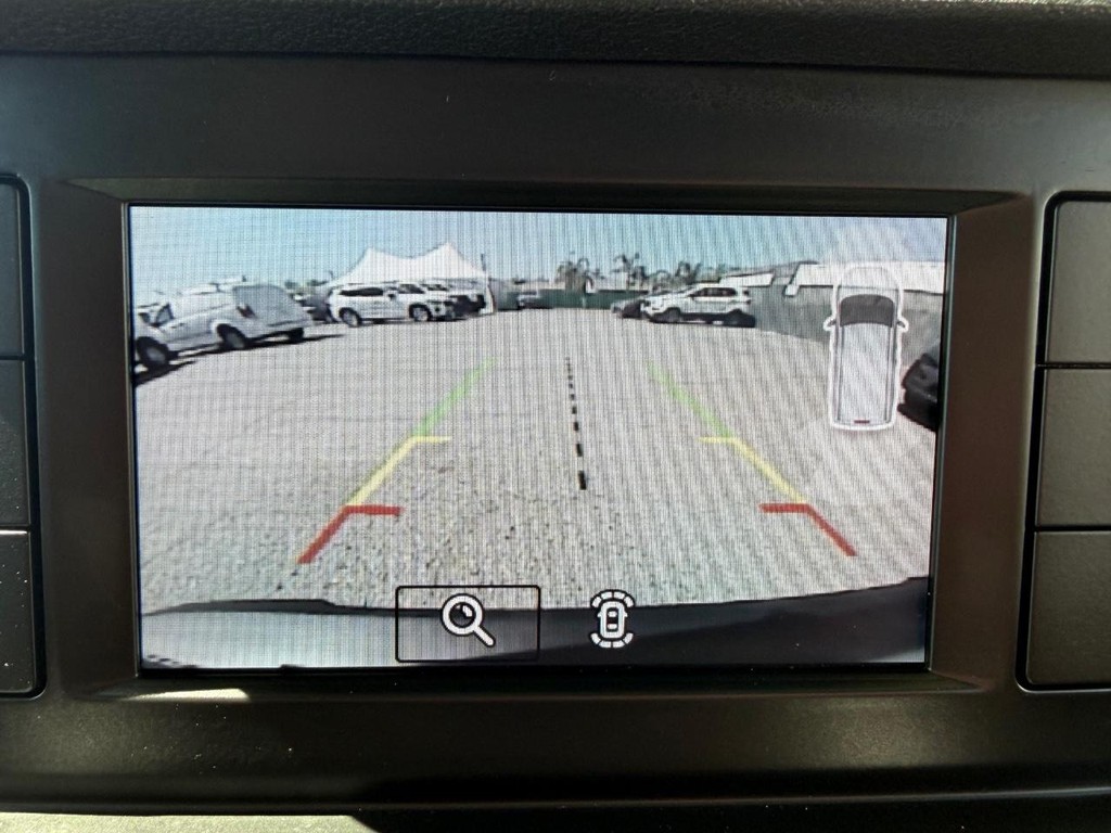 Ford Transit Connect Vehicle Full-screen Gallery Image 46