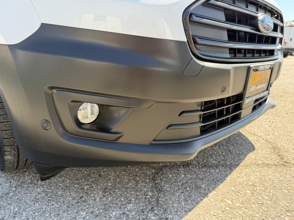 Ford Transit Connect Vehicle Full-screen Gallery Image 48