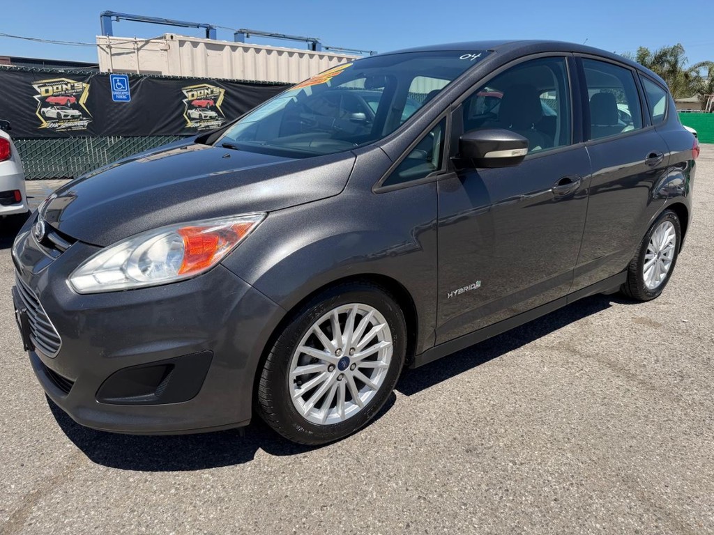 Ford C-Max SE Hybrid Vehicle Full-screen Gallery Image 12