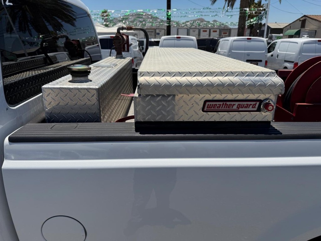 Ford F-250 Vehicle Full-screen Gallery Image 36