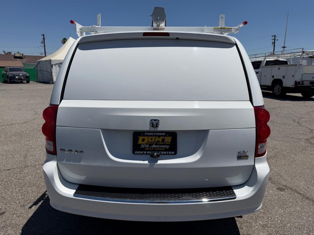 Ram C/V Vehicle Full-screen Gallery Image 09