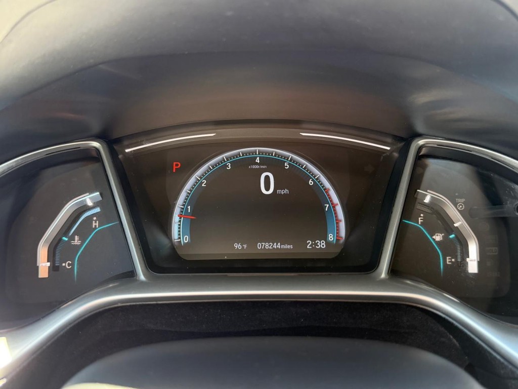 Honda Civic Vehicle Full-screen Gallery Image 30