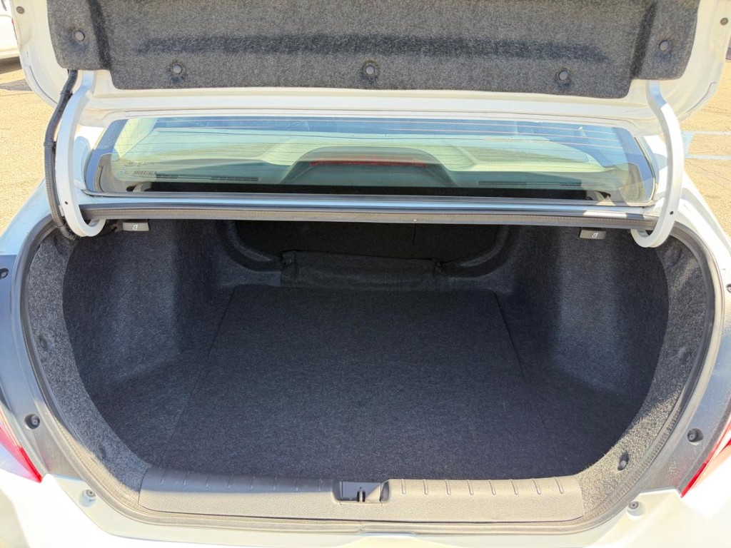 Honda Civic Vehicle Full-screen Gallery Image 43