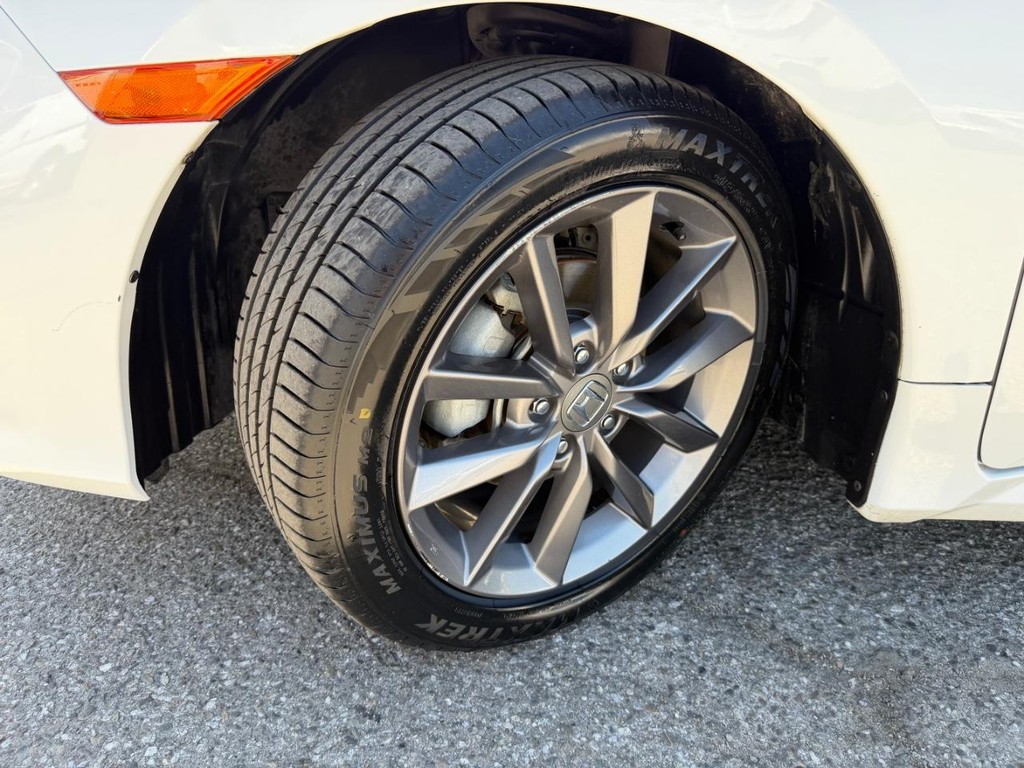 Honda Civic Vehicle Full-screen Gallery Image 44