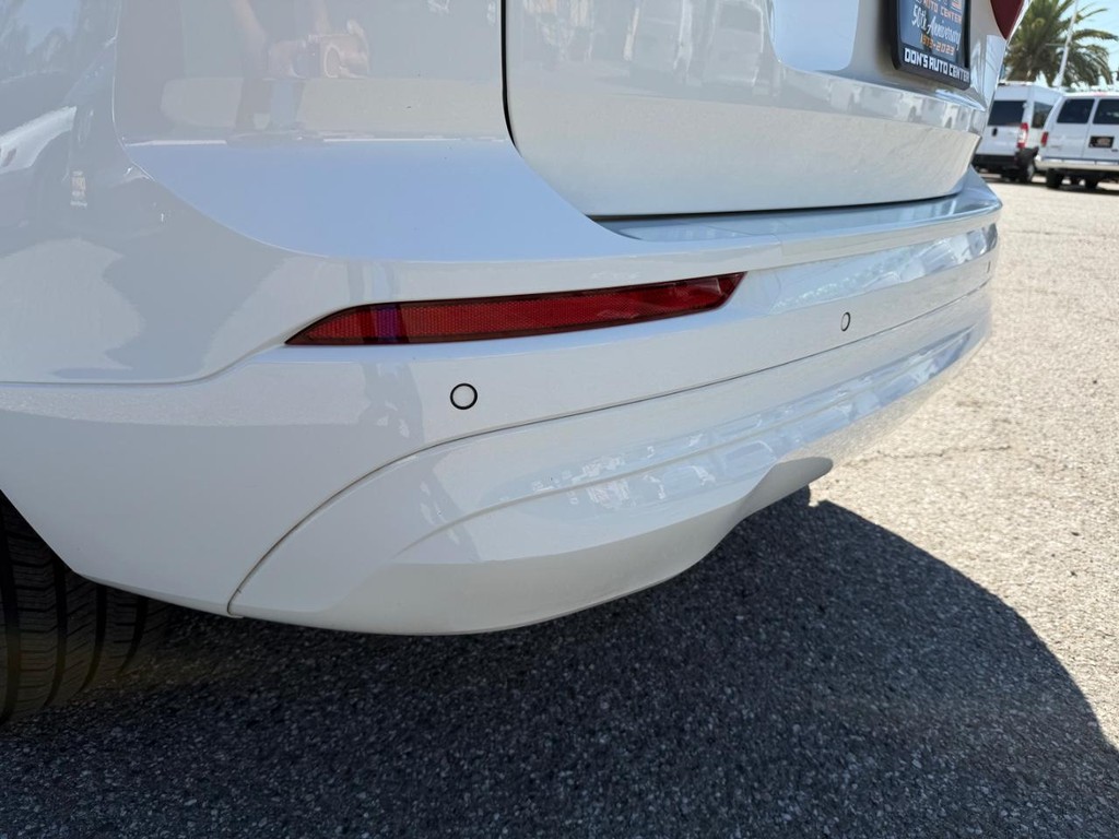Volvo XC60 Vehicle Full-screen Gallery Image 58
