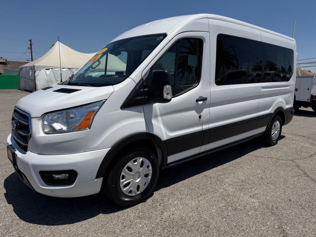 Ford Transit 350 Vehicle Full-screen Gallery Image 14