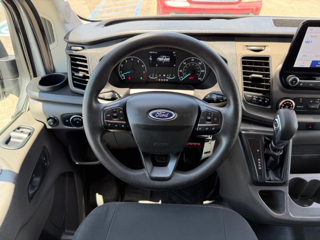 Ford Transit 350 Vehicle Full-screen Gallery Image 56