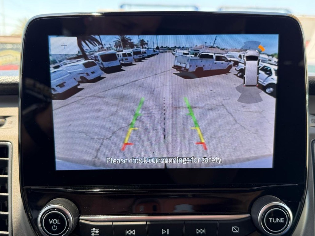 Ford Transit 350 Vehicle Full-screen Gallery Image 70