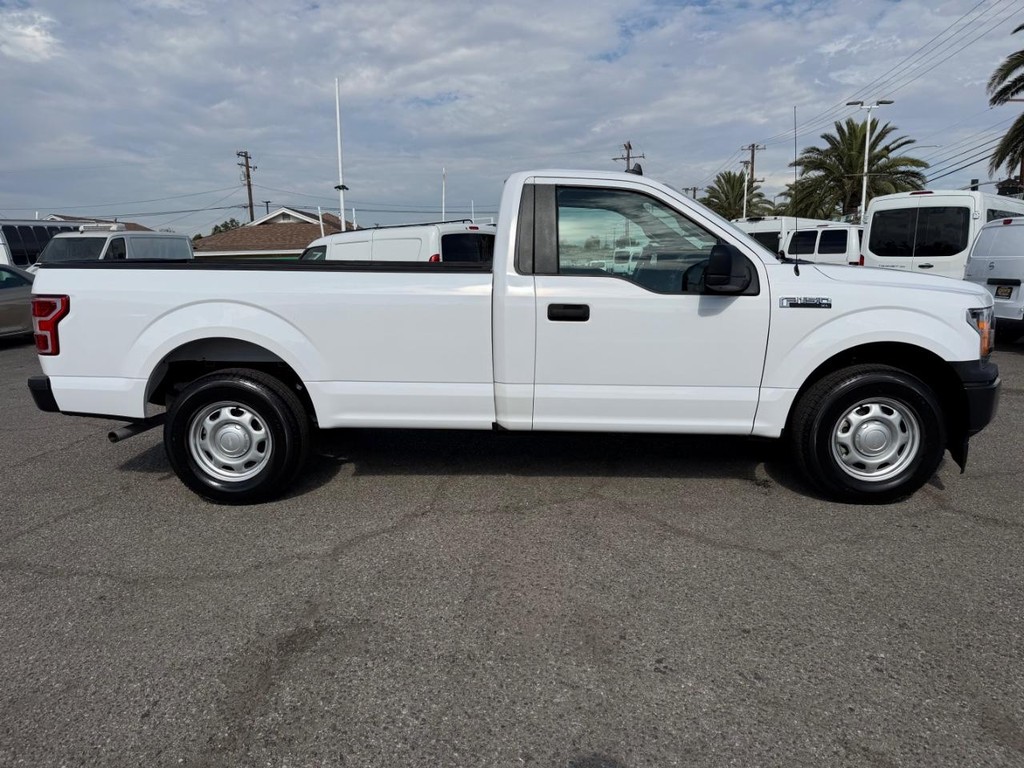 Ford F-150 Vehicle Full-screen Gallery Image 05