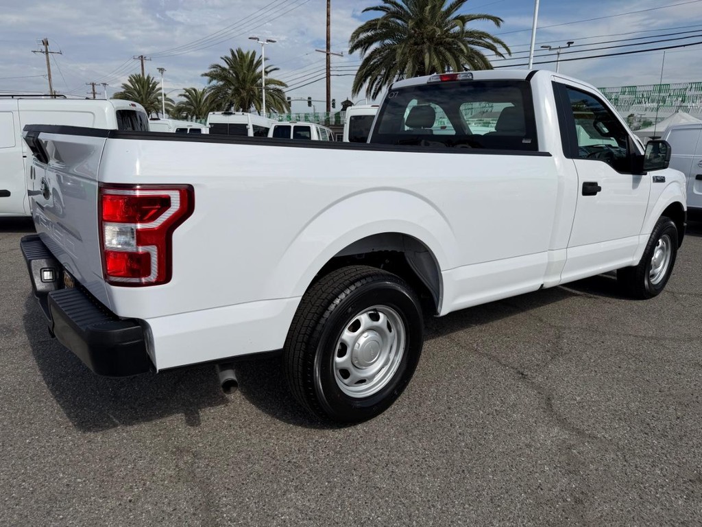 Ford F-150 Vehicle Full-screen Gallery Image 06