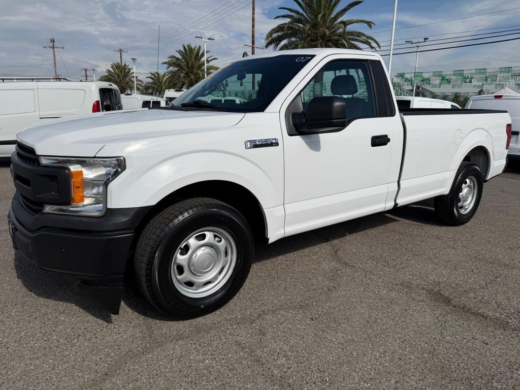Ford F-150 Vehicle Full-screen Gallery Image 12