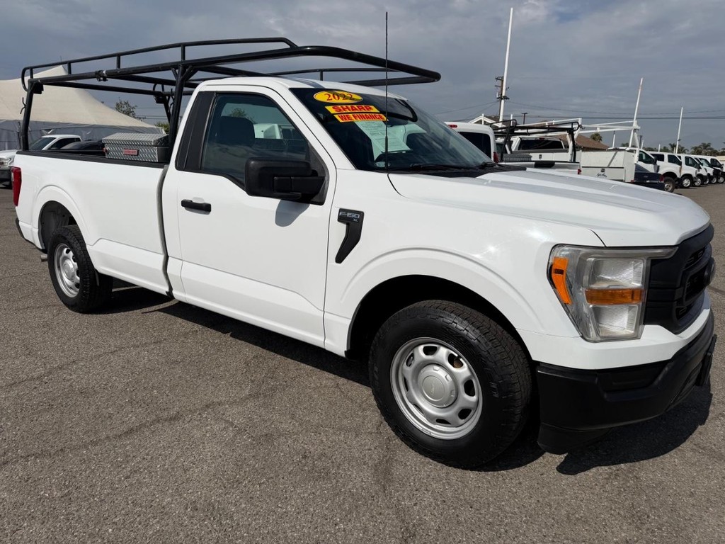Ford F-150 Vehicle Full-screen Gallery Image 03