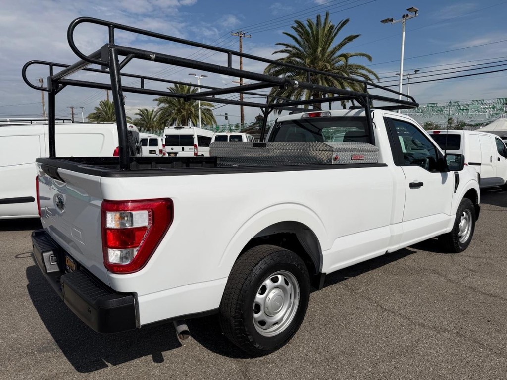 Ford F-150 Vehicle Full-screen Gallery Image 06