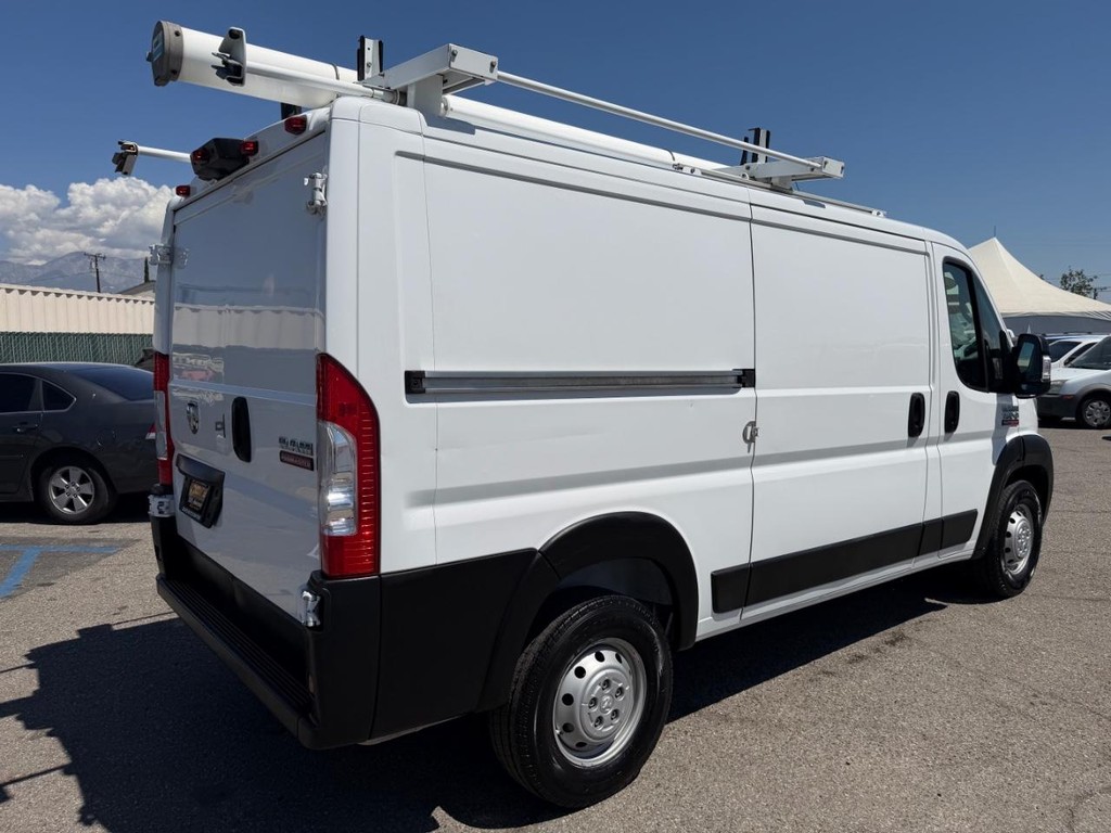 Ram ProMaster Vehicle Full-screen Gallery Image 07