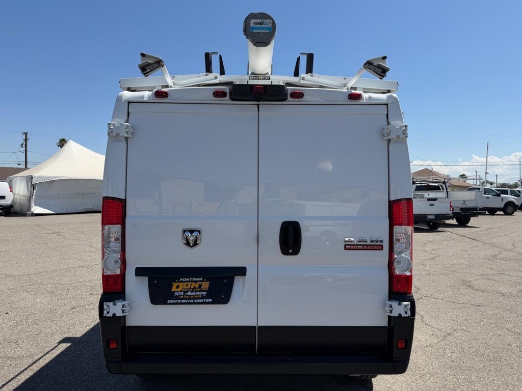 Ram ProMaster Vehicle Full-screen Gallery Image 09