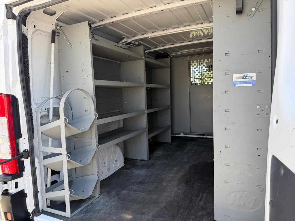 Ram ProMaster Vehicle Full-screen Gallery Image 17