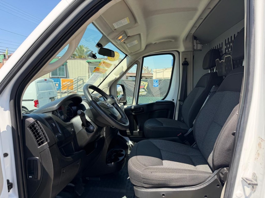 Ram ProMaster Vehicle Full-screen Gallery Image 28