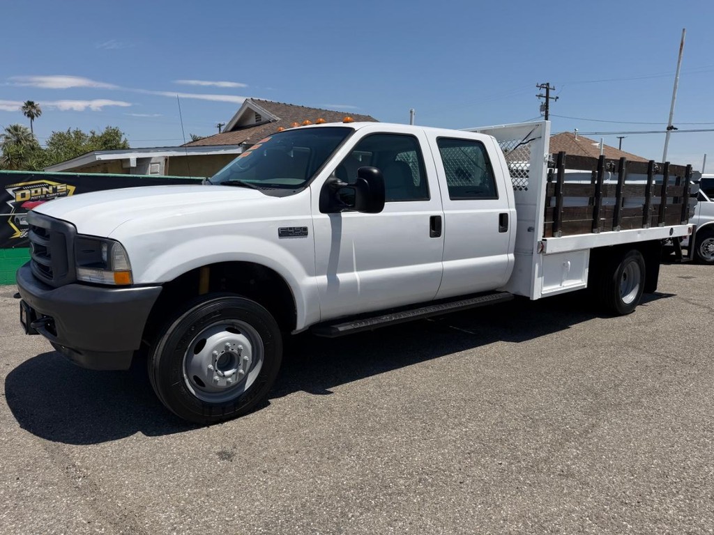 Ford F-450 Vehicle Full-screen Gallery Image 12