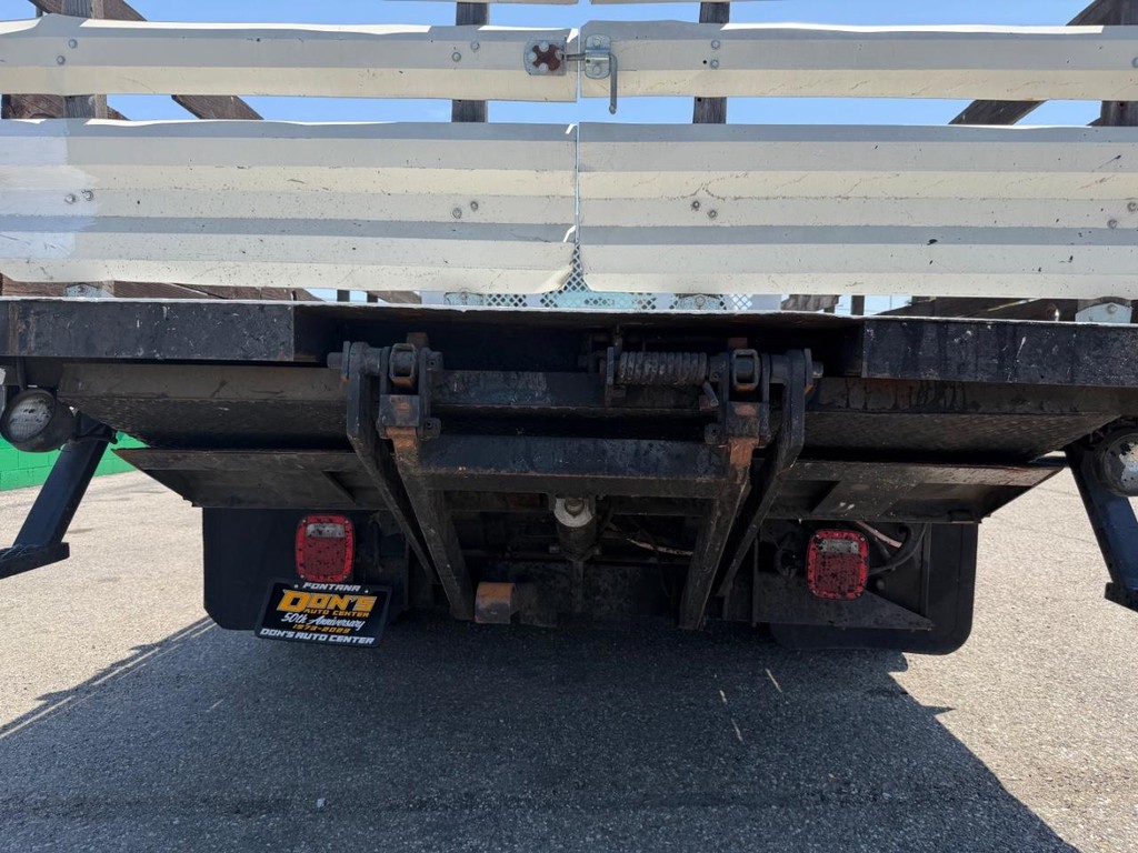 Ford F-450 Vehicle Full-screen Gallery Image 24