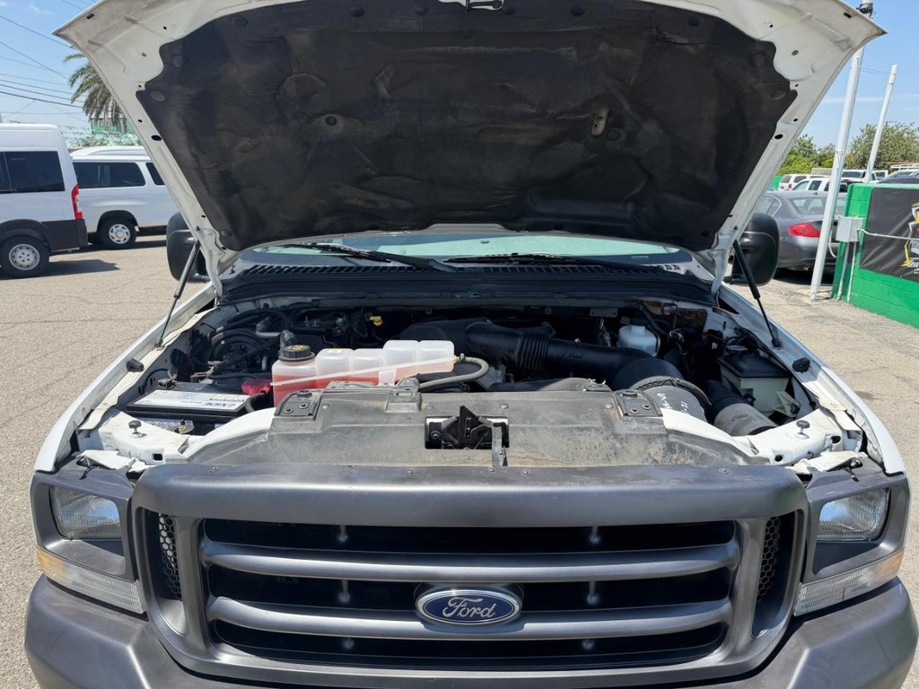Ford F-450 Vehicle Full-screen Gallery Image 47