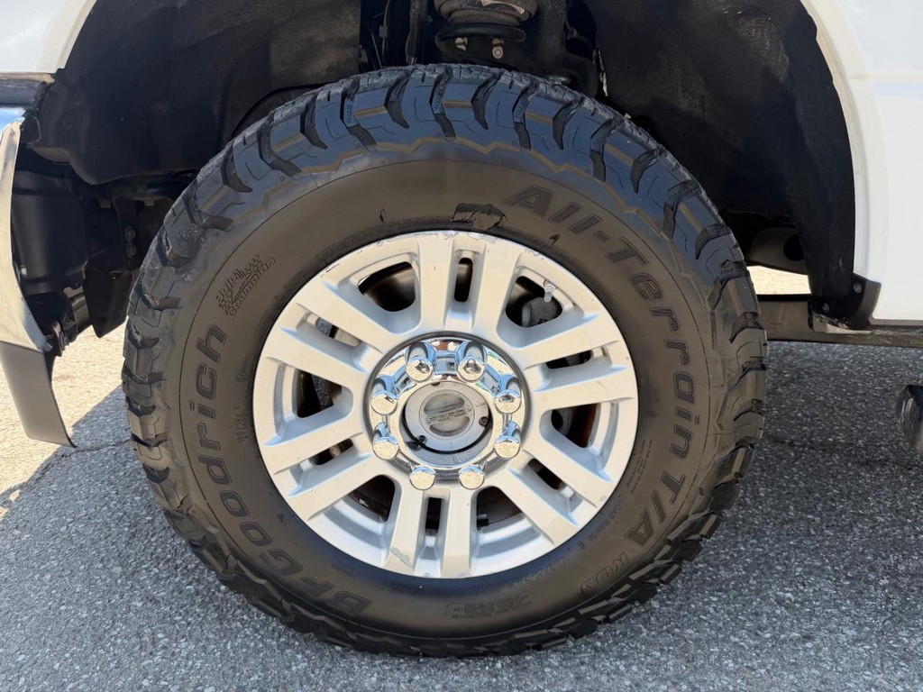 Ford F-350 Vehicle Full-screen Gallery Image 57