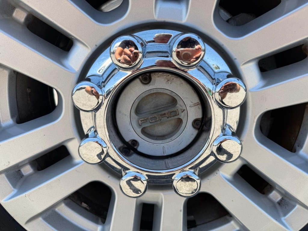 Ford F-350 Vehicle Full-screen Gallery Image 58