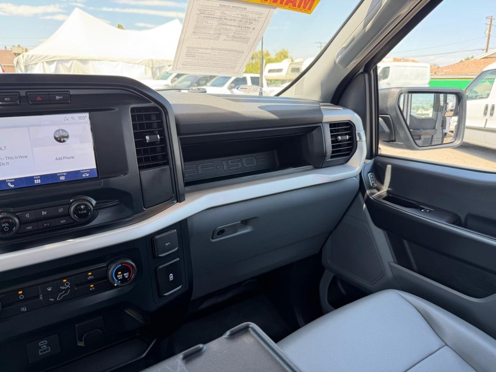 Ford F-150 Vehicle Full-screen Gallery Image 31