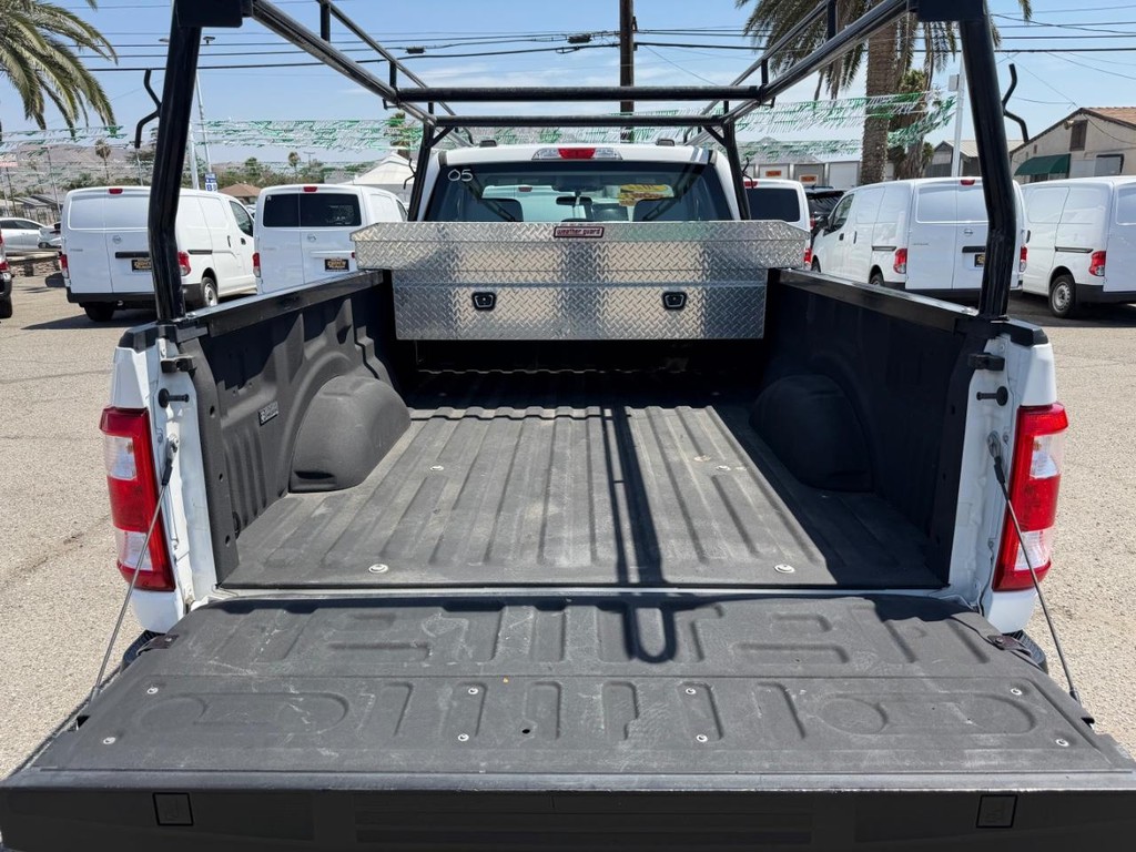 Ford F-150 Vehicle Full-screen Gallery Image 42