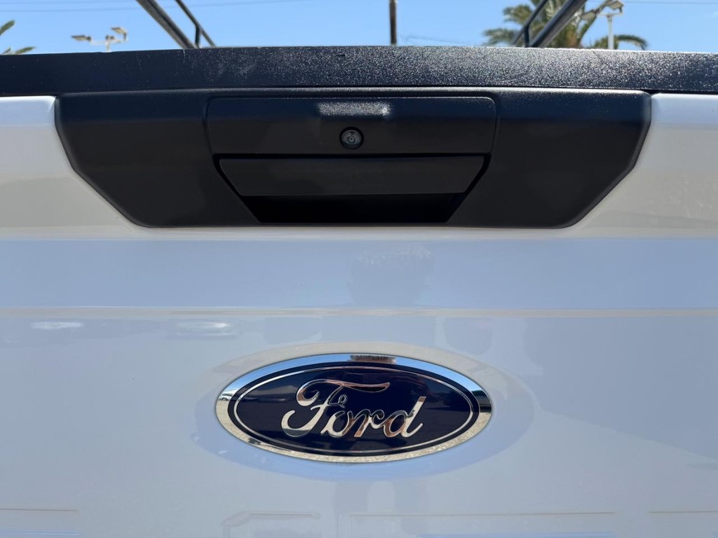 Ford F-150 Vehicle Full-screen Gallery Image 44