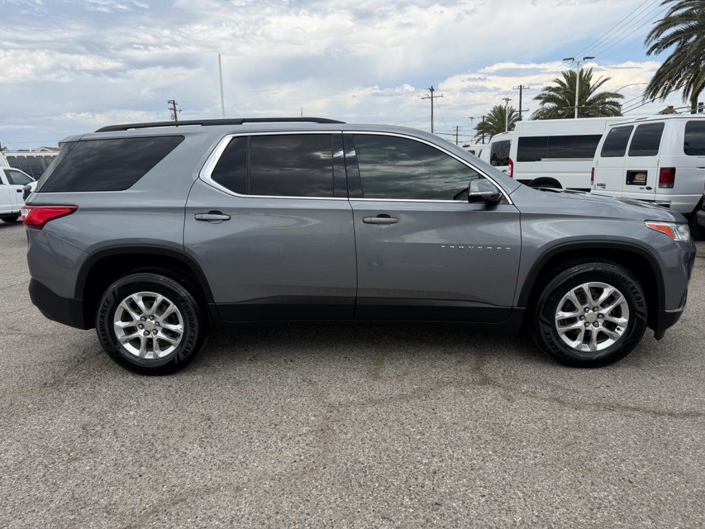 Chevrolet Traverse Vehicle Full-screen Gallery Image 05
